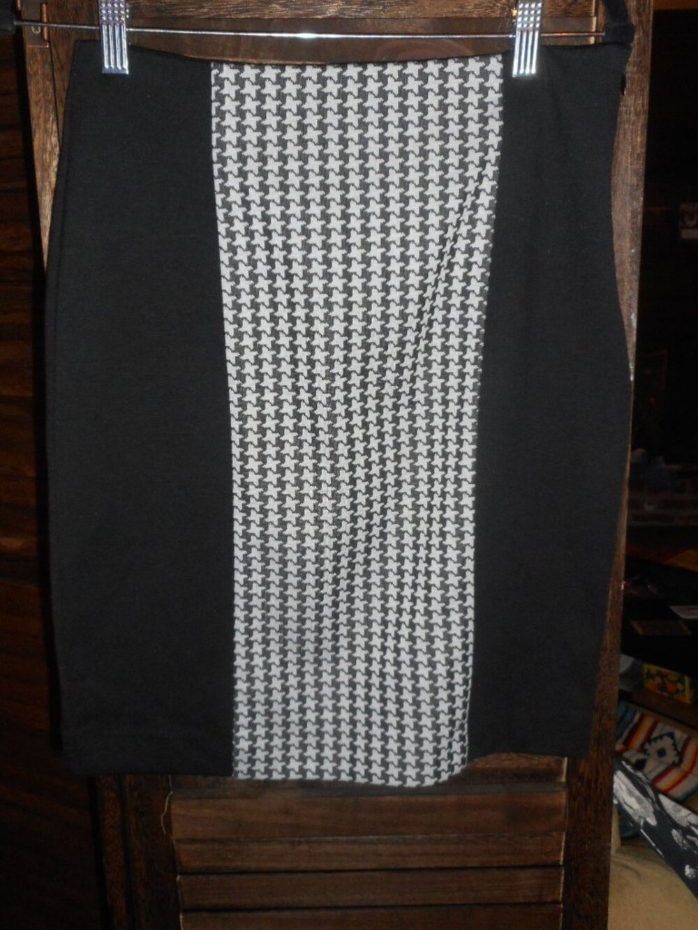 BOGO FREE, Cynthia Rowley houndstooth, black & white skirt, size 6